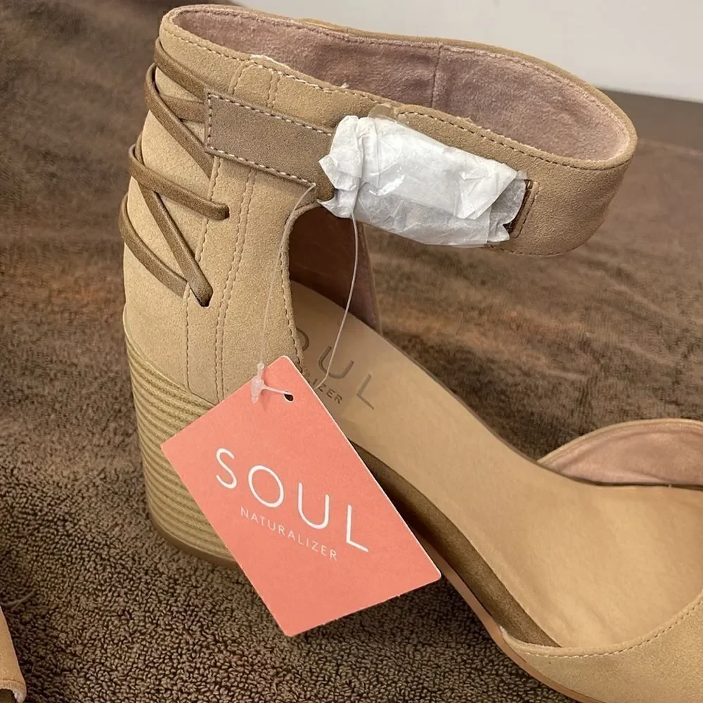 NIB Soul Naturalizer Block Heel Sandals Shoes Size 11 11M